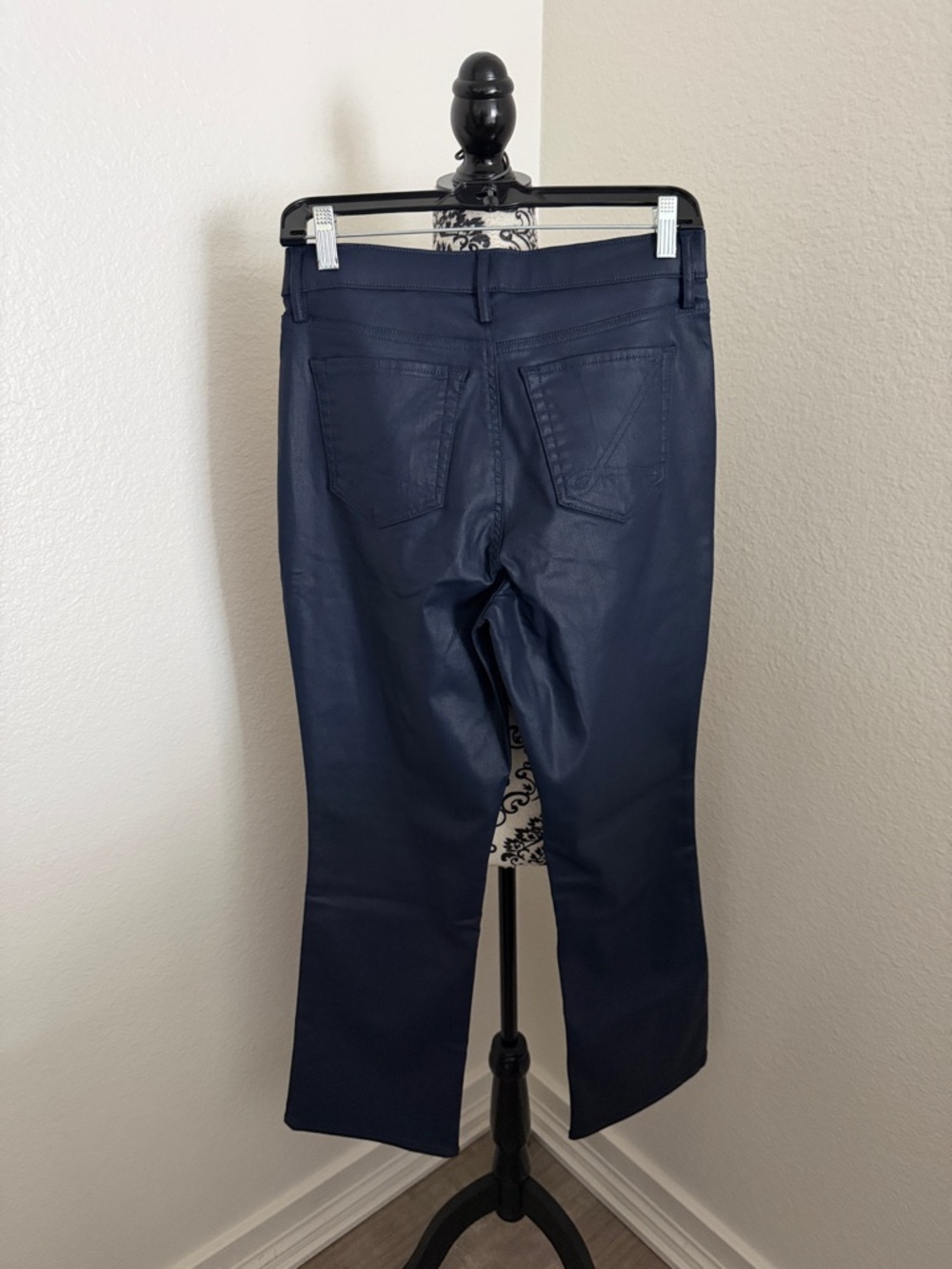 NWT Lilly Pulitzer Liza Coated Crop Flare low tide navy - Women size 8 - Picture 6 of 7